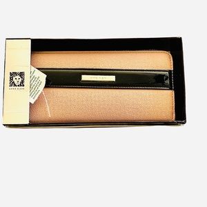 Anne Klein Rose & Black Wallet New in Box